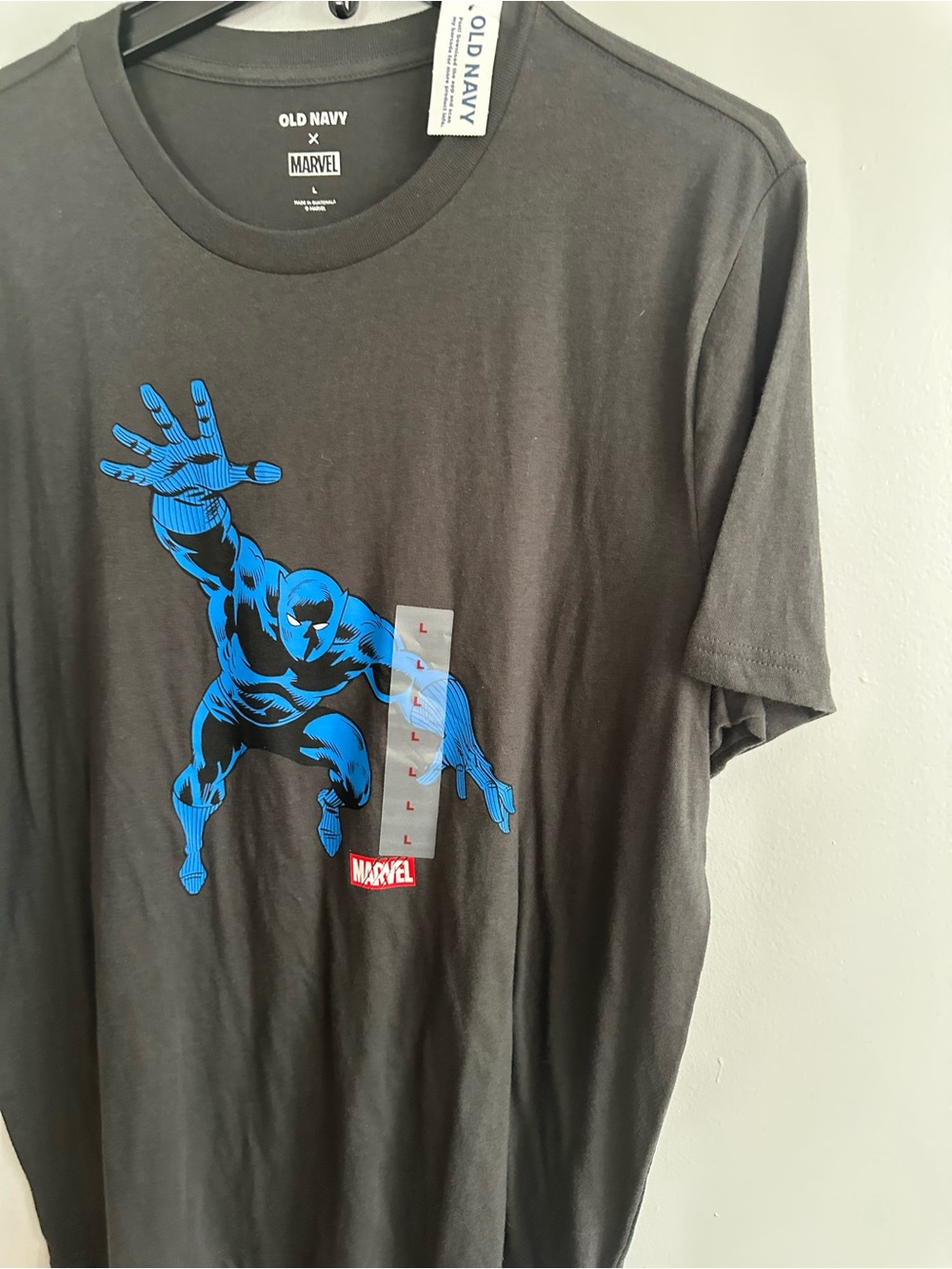 Old Navy Black Short-Sleeve Tee with Blue Black Panther Graphic